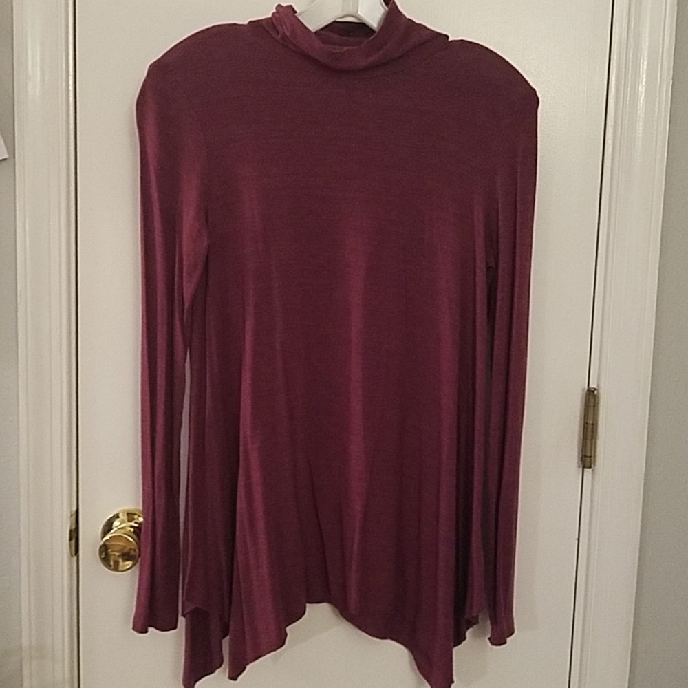 Long sleeve turtle neck